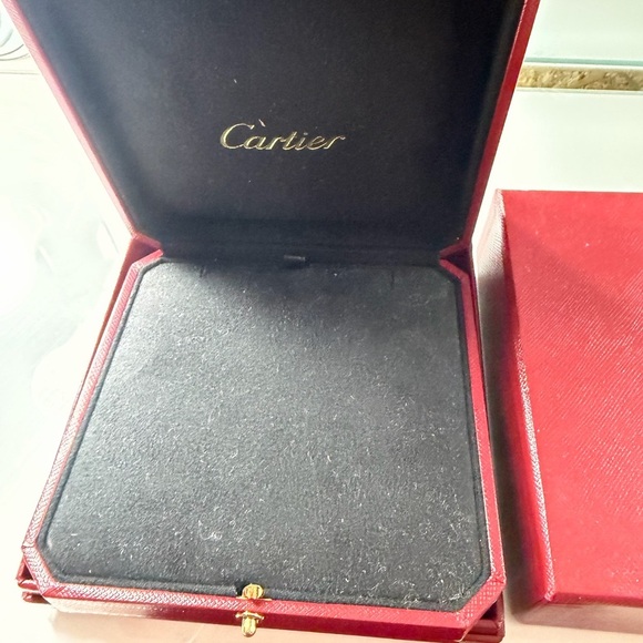 Authentic CARTIER  Pendant Jewelry  STORAGE DISPLAY CASE   RED box -  Plus Puch - Picture 3 of 6